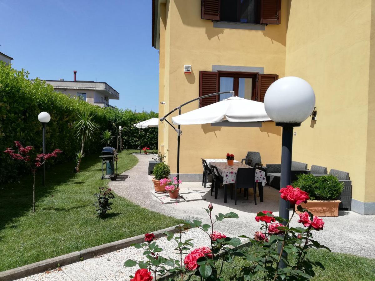 B&B Villa Rosa SantʼAntonio Abate Esterno foto